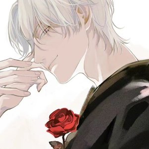 穿着紧身牛仔裤黑丝袜少妇三级片
