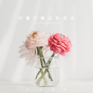 穿着紧身牛仔裤黑丝袜少妇三级片
